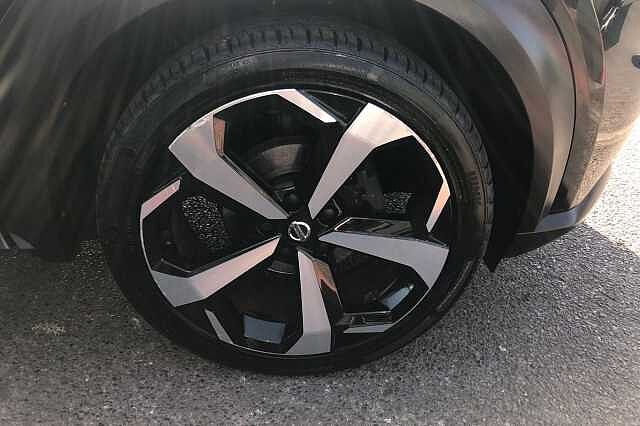 Nissan Juke 1.0 DiG-T Tekna 5dr