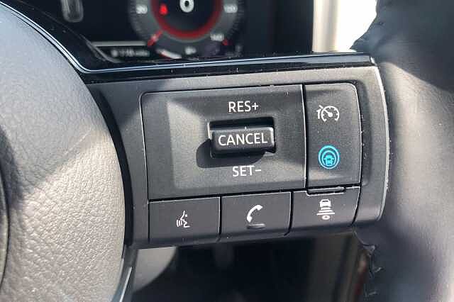 Nissan Qashqai 1.3 DiG-T MH 158 Tekna 5dr