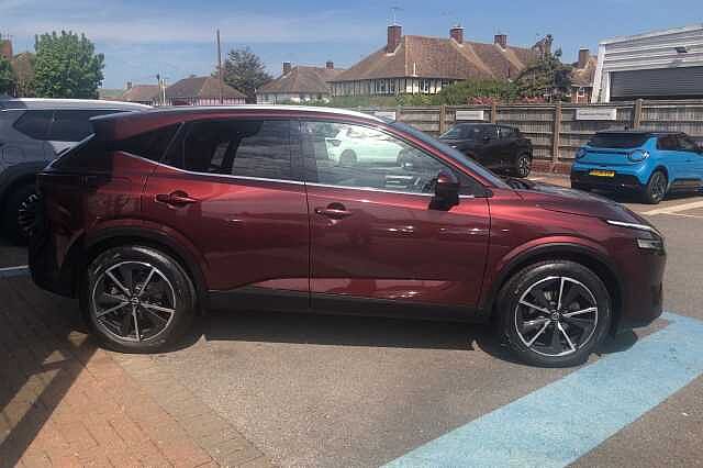 Nissan Qashqai 1.3 DiG-T MH 158 Tekna 5dr