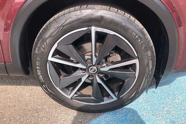 Nissan Qashqai 1.3 DiG-T MH 158 Tekna 5dr
