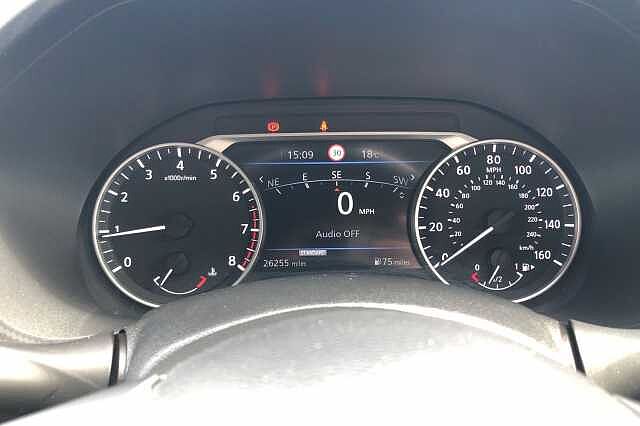 Nissan Juke 1.0 DiG-T 114 N-Connecta 5dr
