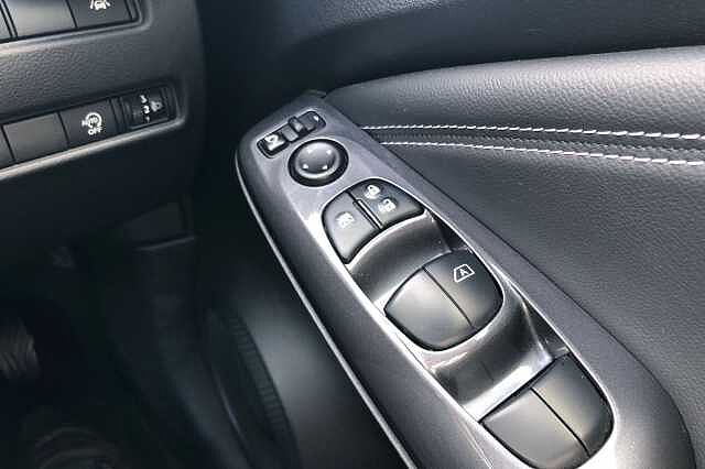 Nissan Juke 1.0 DiG-T 114 N-Connecta 5dr